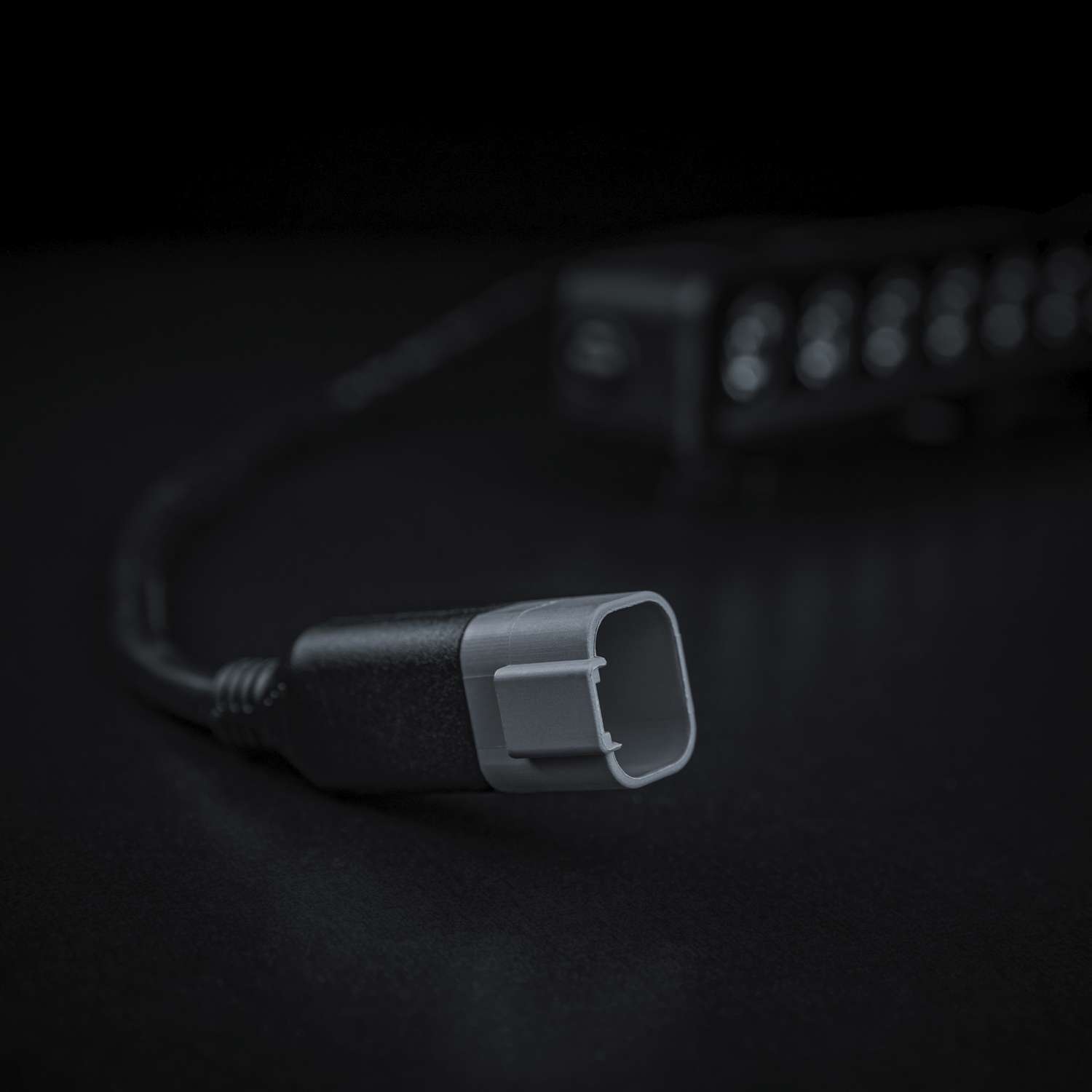 809451_08_Studio_20_25